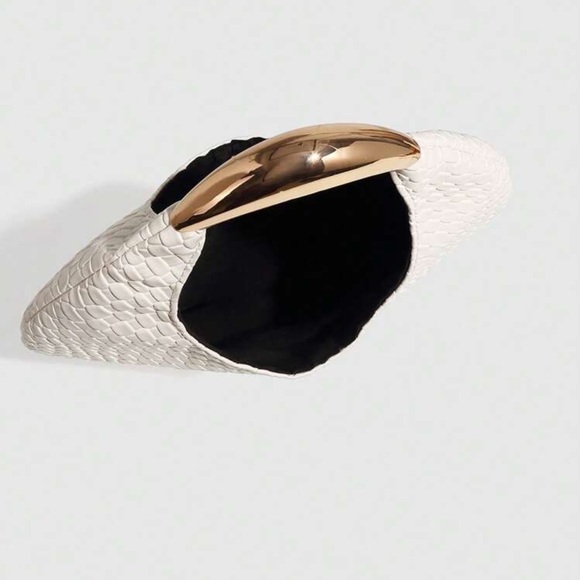 💟 Elegant Faux Leather Bag 💟 - Picture 4 of 4